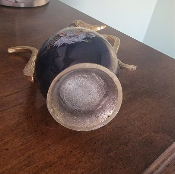 Gorgeous teapot from Istanbul, Turkey. Excellent condition. - Picture 6 of 8